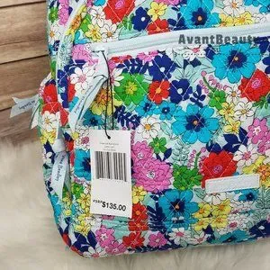Vera Bradley | Bags | Vera Bradley Far Out Floral Essential  display picture 2